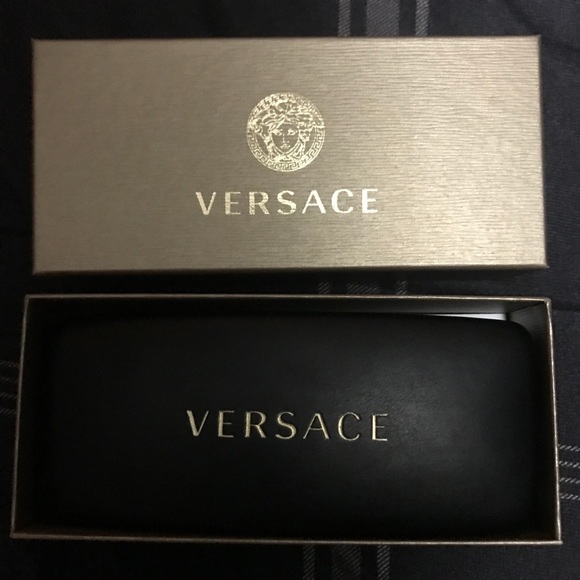 Versace Polarized Sunglasses - Picture 5 of 5